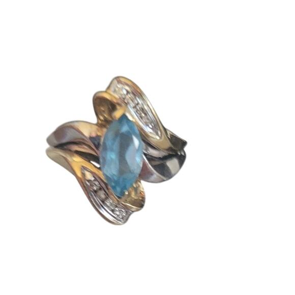 Vintage Marquise Topaz and Round Diamonds Ring 10 KT Yellow and White Gold 7.5 - Picture 3 of 7